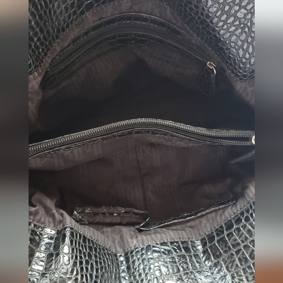 Jennifer Lopez Black Handbag lots of compartments Jennifer Lopez Lovely owned - Picture 4 of 8